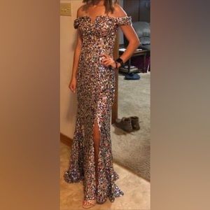 Prom dress.  —-   Small